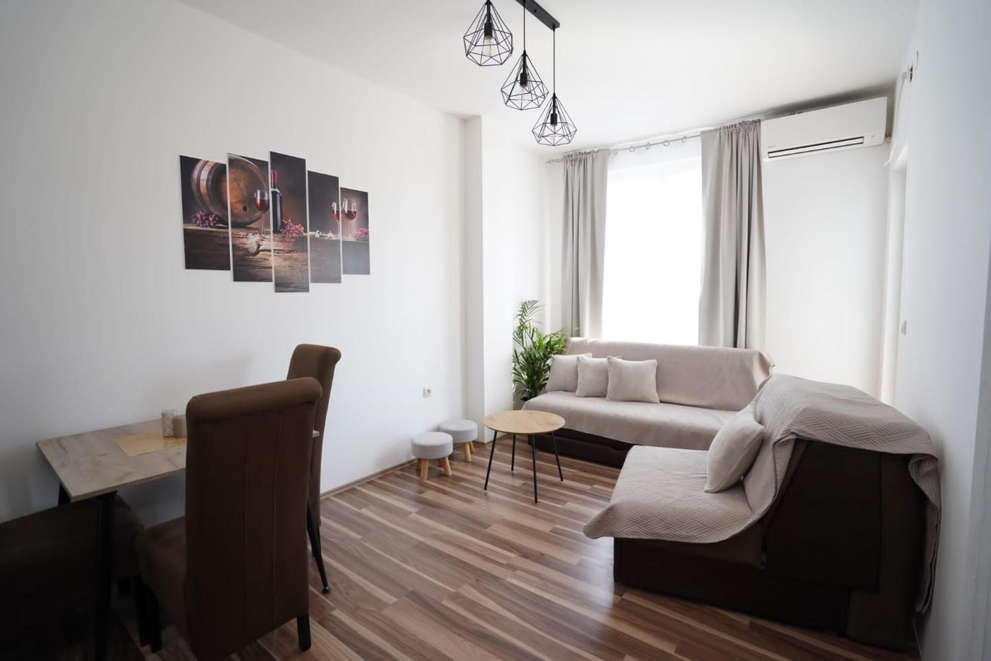 Todor Apartmani Kladovo Luaran gambar