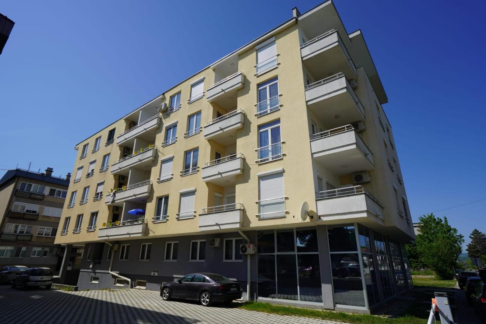 Todor Apartmani Kladovo Luaran gambar